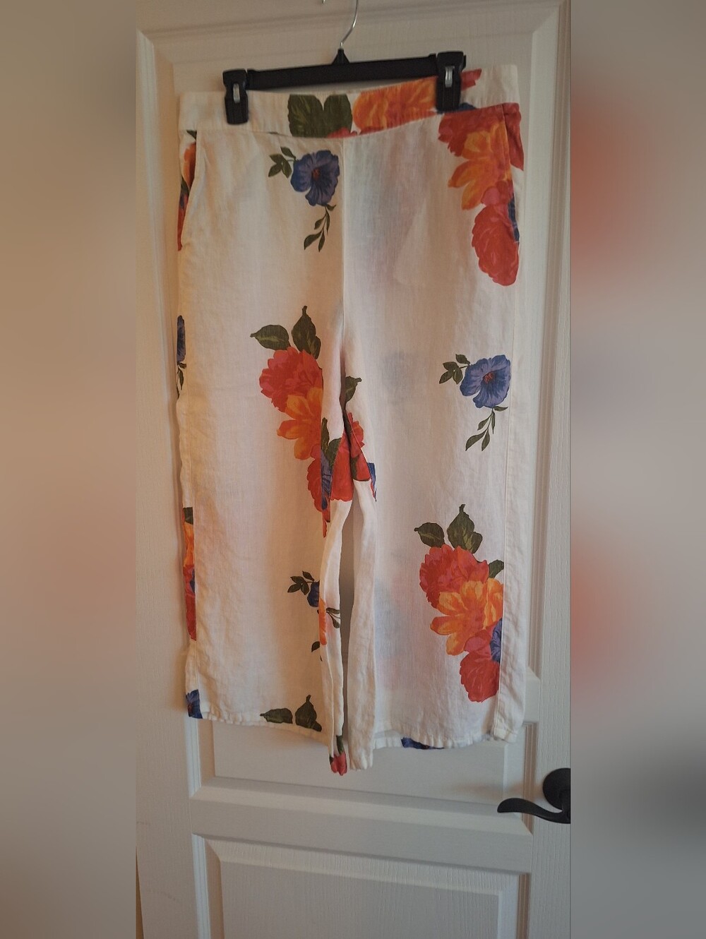 Joie White Linen Crop Pants with Orange & Yellow Floral Print